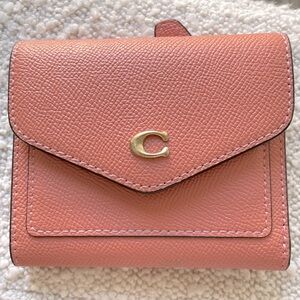 Coach Wyn Small Wallet